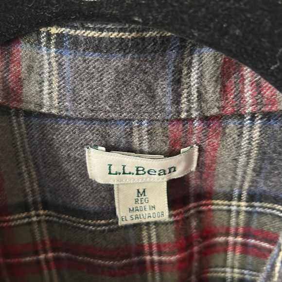 LL Bean Scotch Plaid Flannel Button Down Shirt - Picture 3 of 7